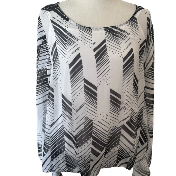 * ❤️ALFANI PRINT BLOUSE W/ATTACHED CAMI & SLEEVE DETAIL LARGE - Picture 2 of 9